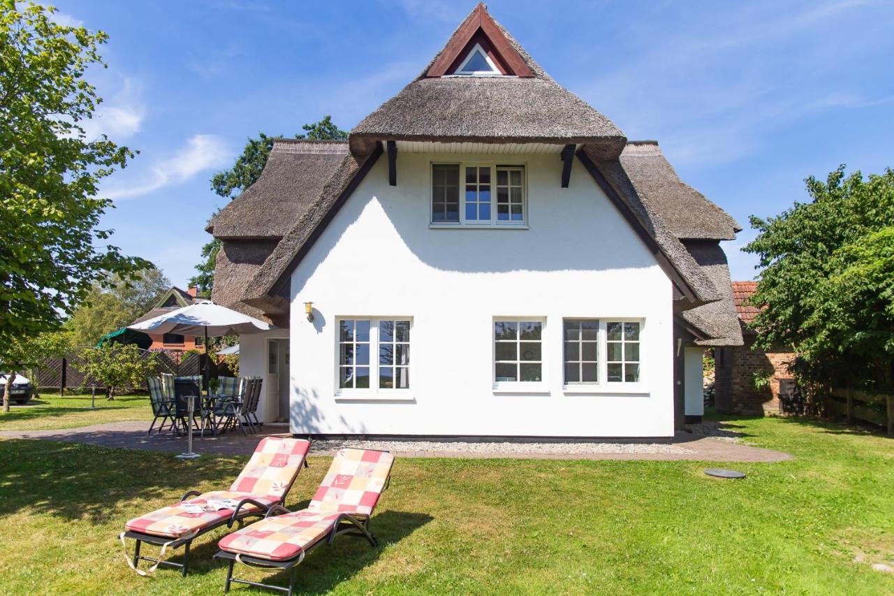 Kuenstlerhaus Rosenthal 02 Villa Ahrenshoop Buitenkant foto