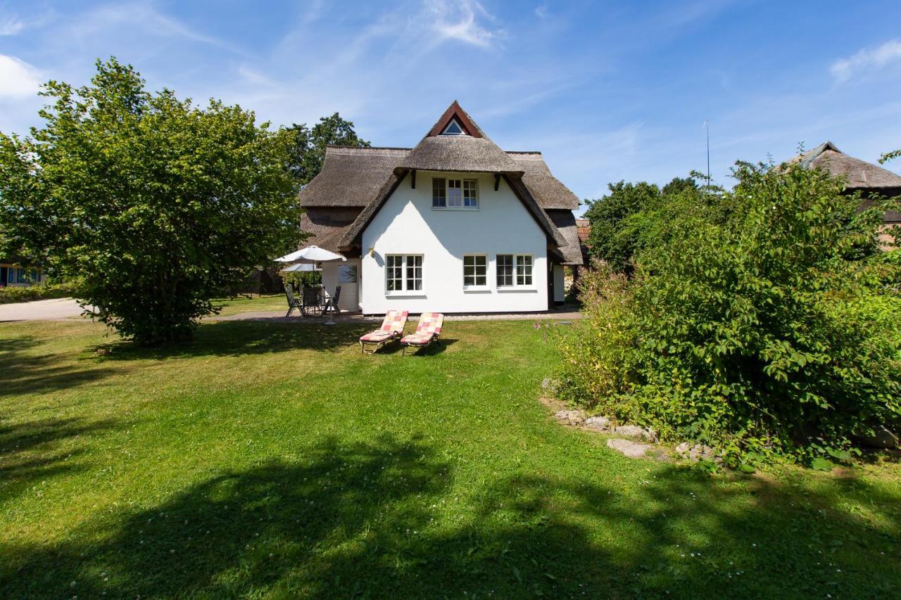 Kuenstlerhaus Rosenthal 02 Villa Ahrenshoop Buitenkant foto